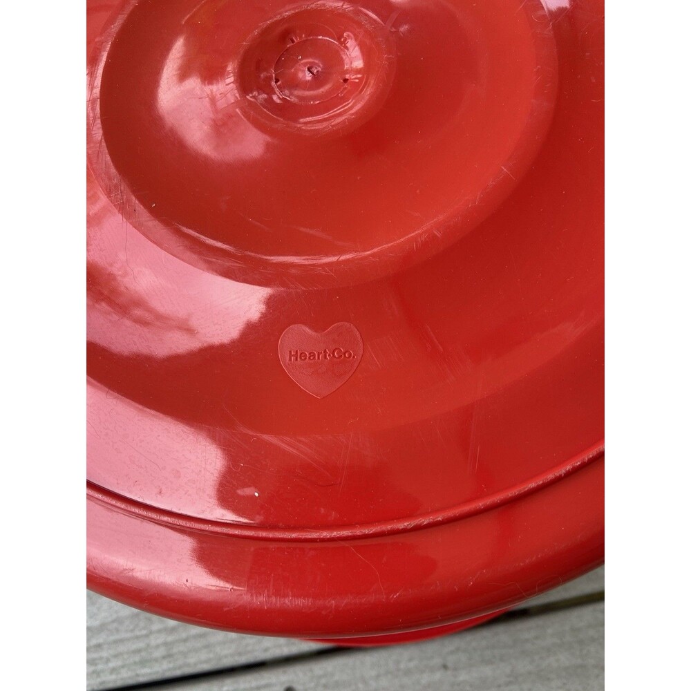 Vintage 90s Heart-Co Red Plastic Laundry Basket Retro Hearts Decor Storage Bin - Picture 5 of 10